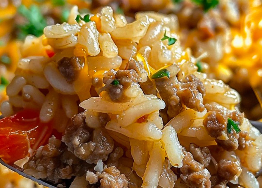 Easy Hamburger Rice Casserole - Cakes And Colors